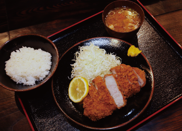 ロースかつ定食